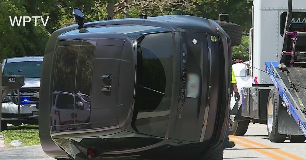 Tiger Woods arrested on DUI charges after rollover crash in Jupiter Island