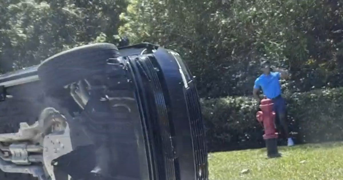 Tiger Woods charged with DUI after rollover crash in Florida