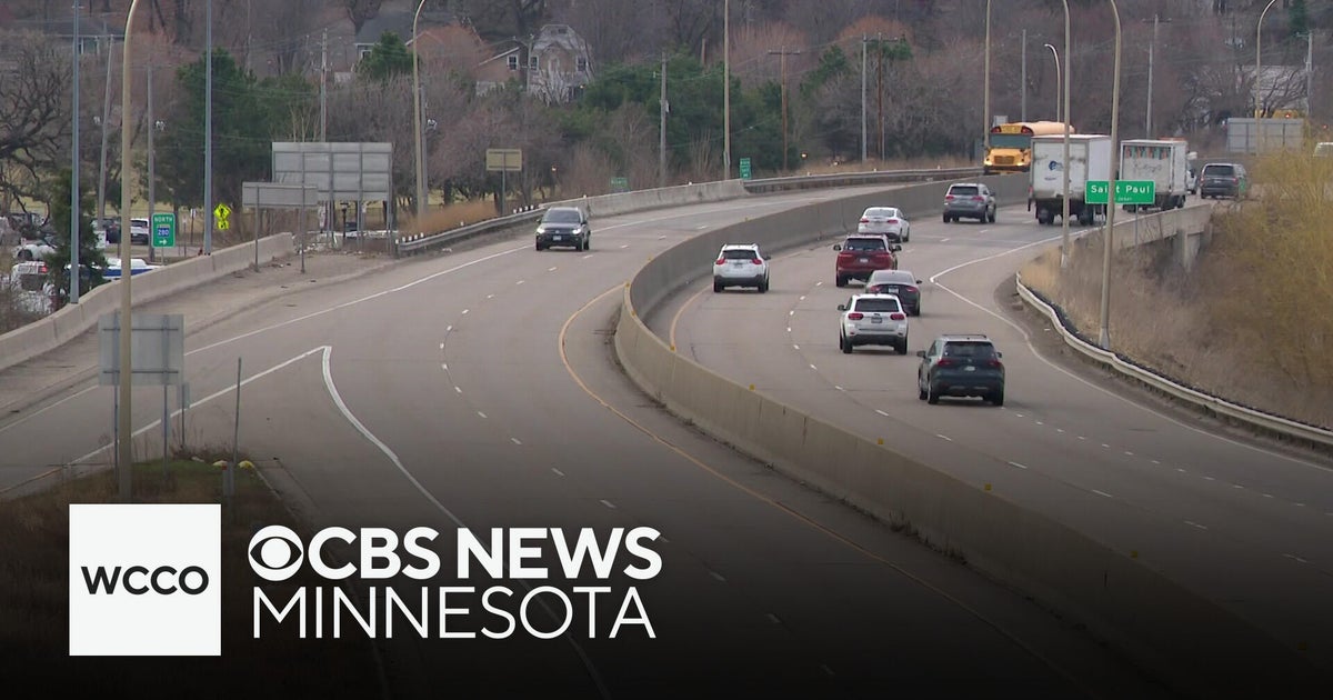 Minnesota State Patrol launches monthlong distracted driving campaign
