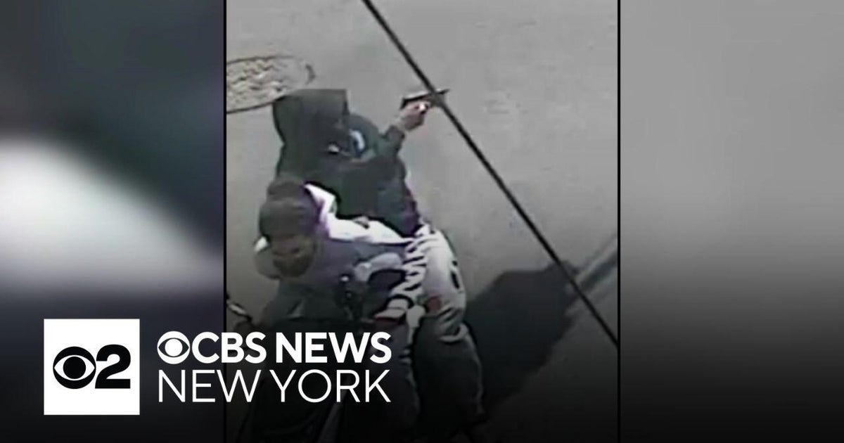7-month-old baby in stroller killed in stray bullet shooting in ...