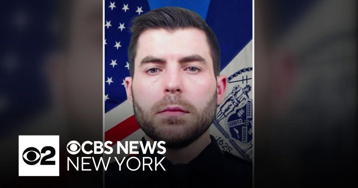Jury reaches split verdict in trial of man accused of killing NYPD ...