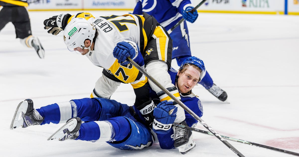 Penguins fall to Lightning, 6-3