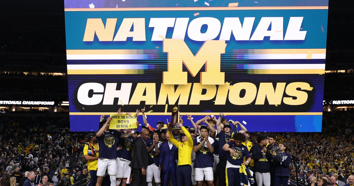 Michigan holds of UConn to win 2026 NCAA men's basketball title