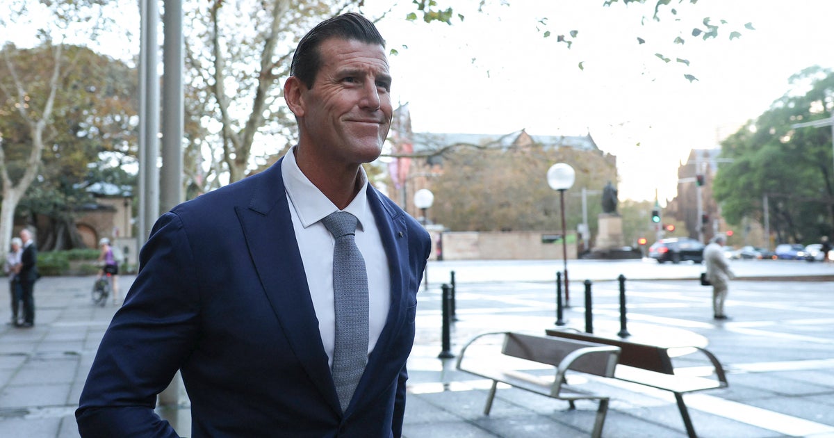 One of Australia's most-decorated soldiers charged with committing 5 war crime murders in Afghanistan