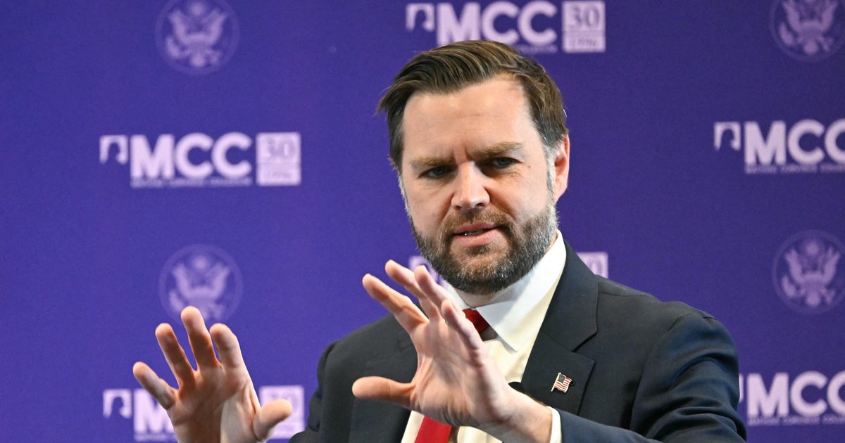 Vance, İran ateşkesini "kırılgan bir ateşkes" olarak nitelendirdi, İran içindeki bazı kişilerin "yalan söylediğini" belirtti.