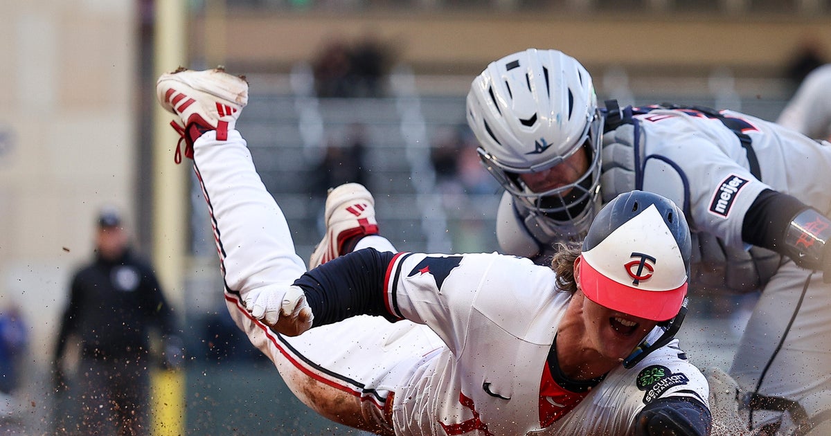 Twins score 6 runs against Valdez in first inning and hold off Tigers 8-6