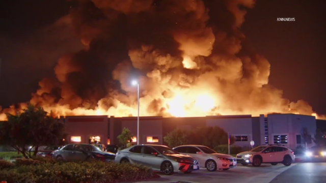 paper-goods-warehouse-fire.png 