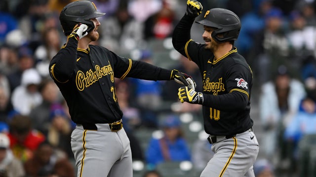 Pirates Cubs Baseball 