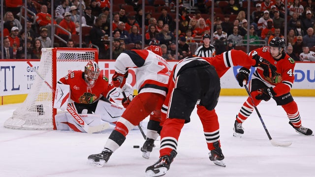 Carolina Hurricanes v Chicago Blackhawks 