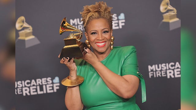 Chester, Pennsylvania renames street for Grammy-winning R&B artist Avery*Sunshine in hometown tribute 