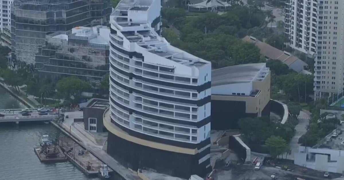 Mandarin Oriental Hotel set for implosion