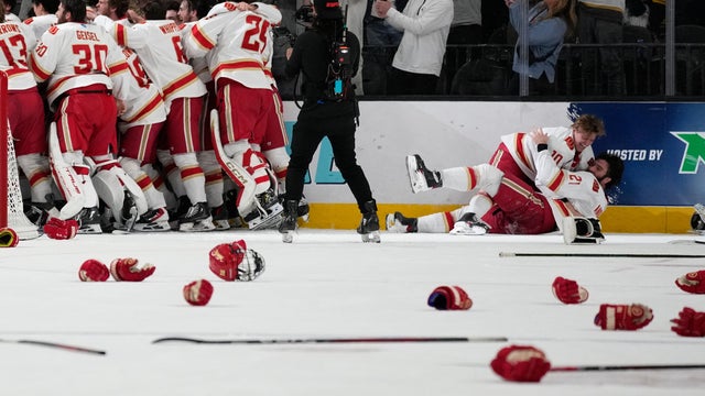 NCAA Denver Wisconsin Hockey 