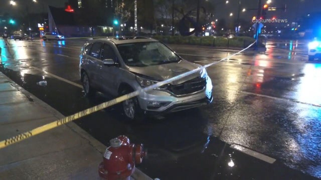 ashland-avenue-car-into-pedestrian.jpg 