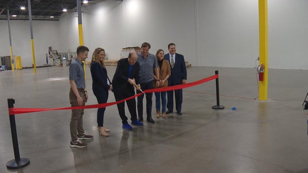 ribbon-cutting.jpg