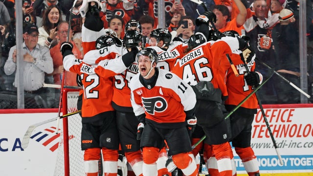 NHL: APR 13 Hurricanes at Flyers 