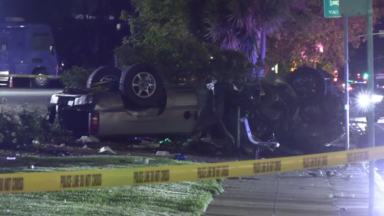 2 dead, 1 critically hurt in Gilroy crash following police chase - CBS ...