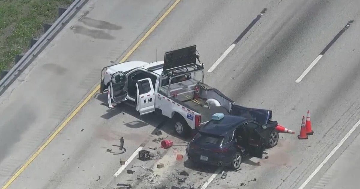 Traffic builds on Sawgrass Expressway in Broward after crash involving Road Ranger