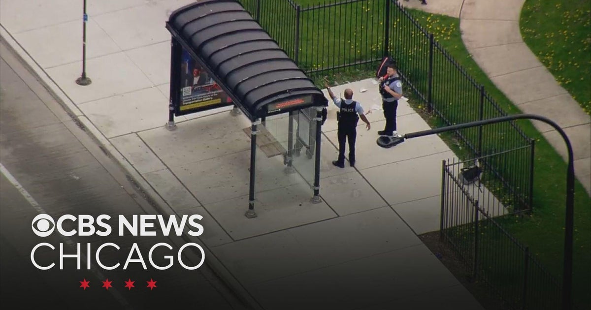Two teens injured in Chicago shooting in Woodlawn - CBS Chicago