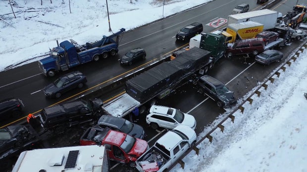 colorado-70-car-pileup-on-snowy-i-70-2.jpg 