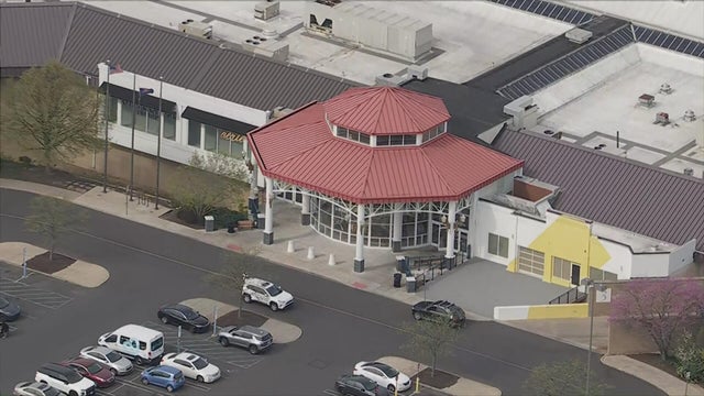 Overhead shot of Willow Grove Mall entrance 