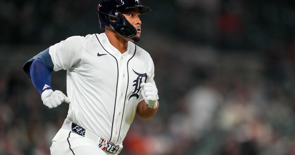 Detroit Tigers beat Kansas City Royals 2-1 for 5th straight win