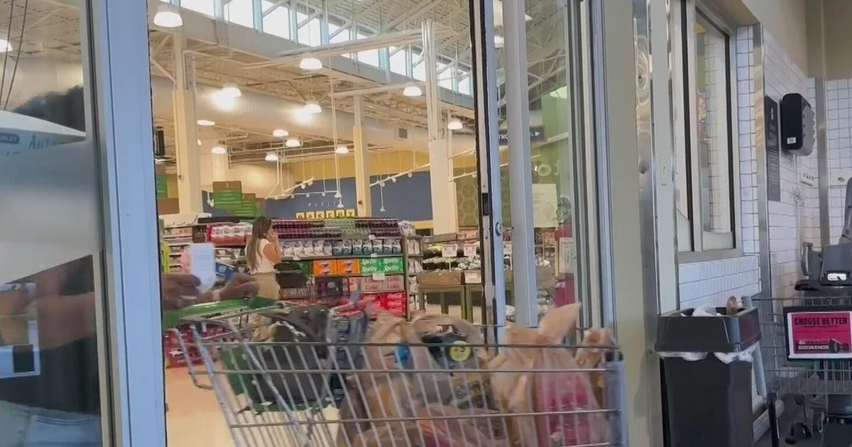 South Florida families continuing to feel the strain of the current economy