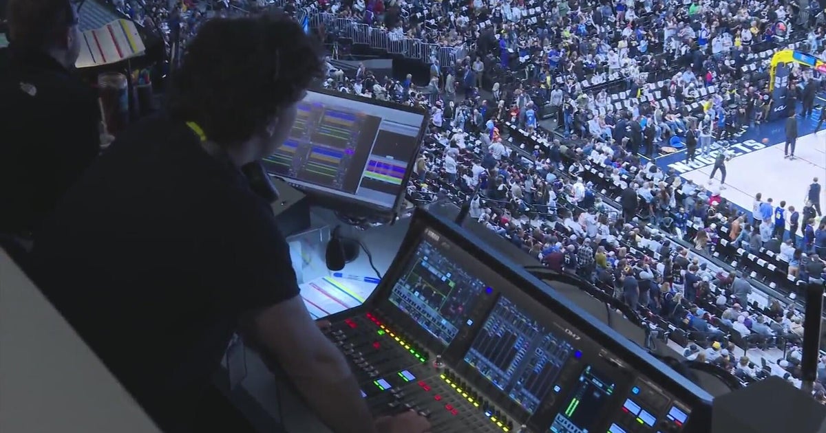 Denver Nuggets begin team's first Spanish broadcast