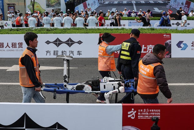 Humanoid Robot Half Marathon in Beijing 
