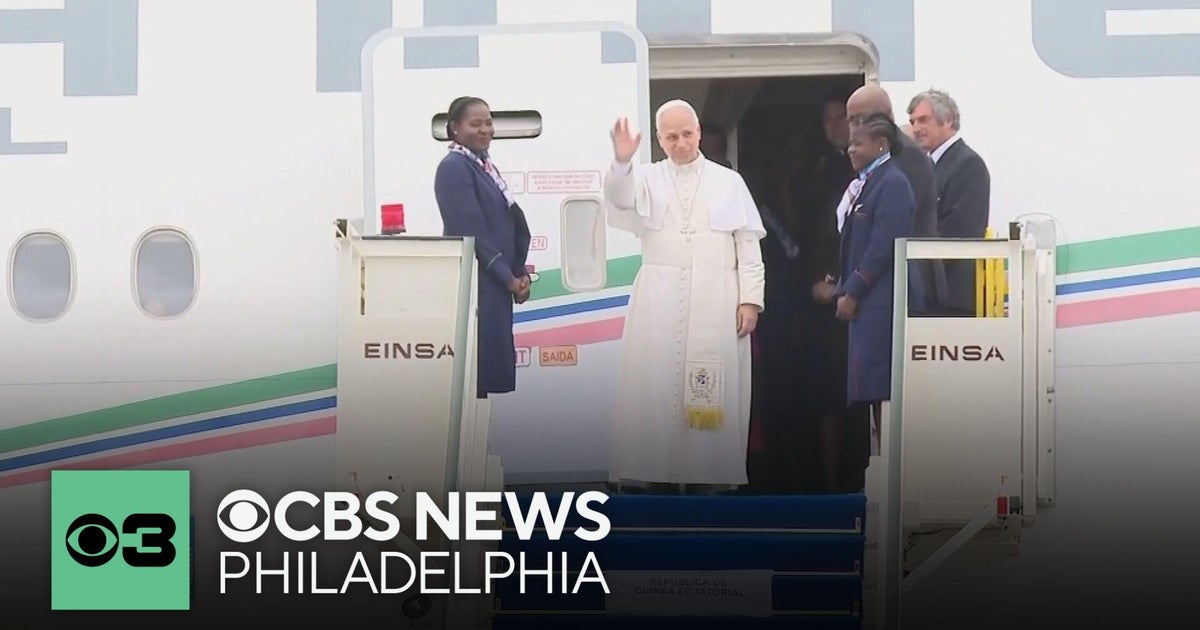 Pope Leo lands in Equatorial Guinea, his last stop on 11-day tour of Africa