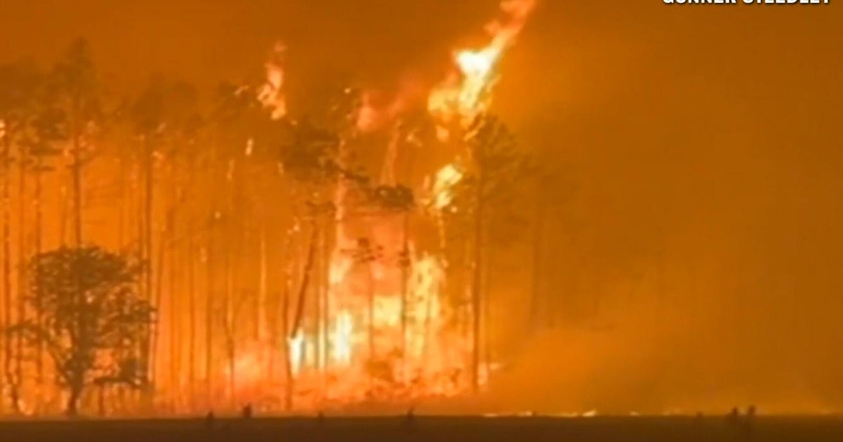 Georgia streets reduced to ashes amid massive wildfires