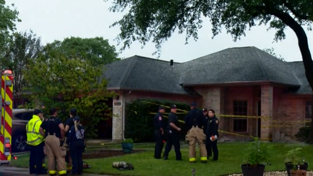 Two home explosions on same San Antonio block leave 5 hurt 