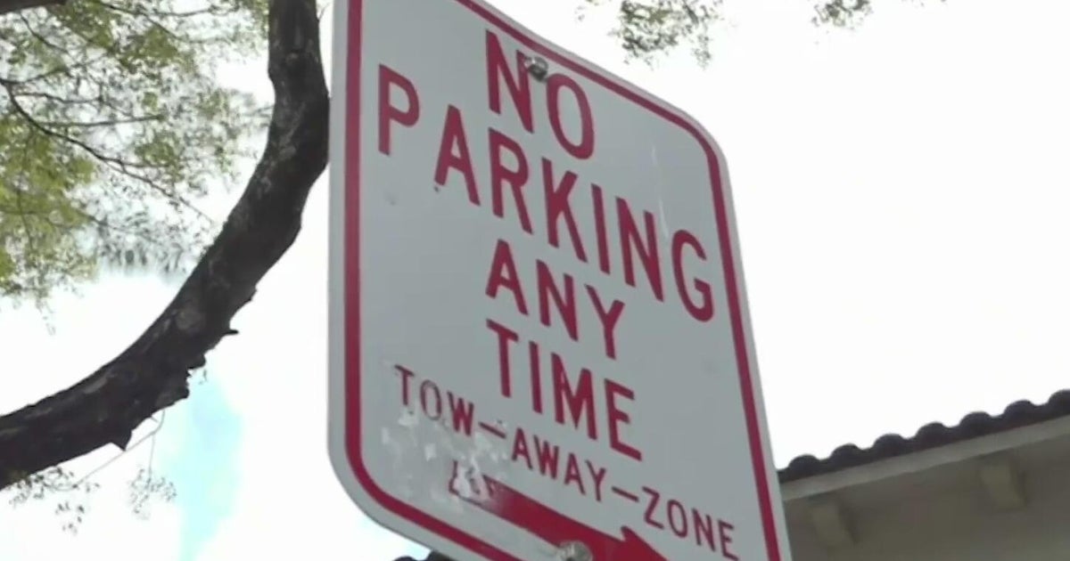 Miami Beach commissioner offers change to parking rules that tows cars