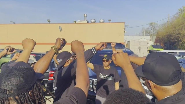 Detroit group brings back community walks 