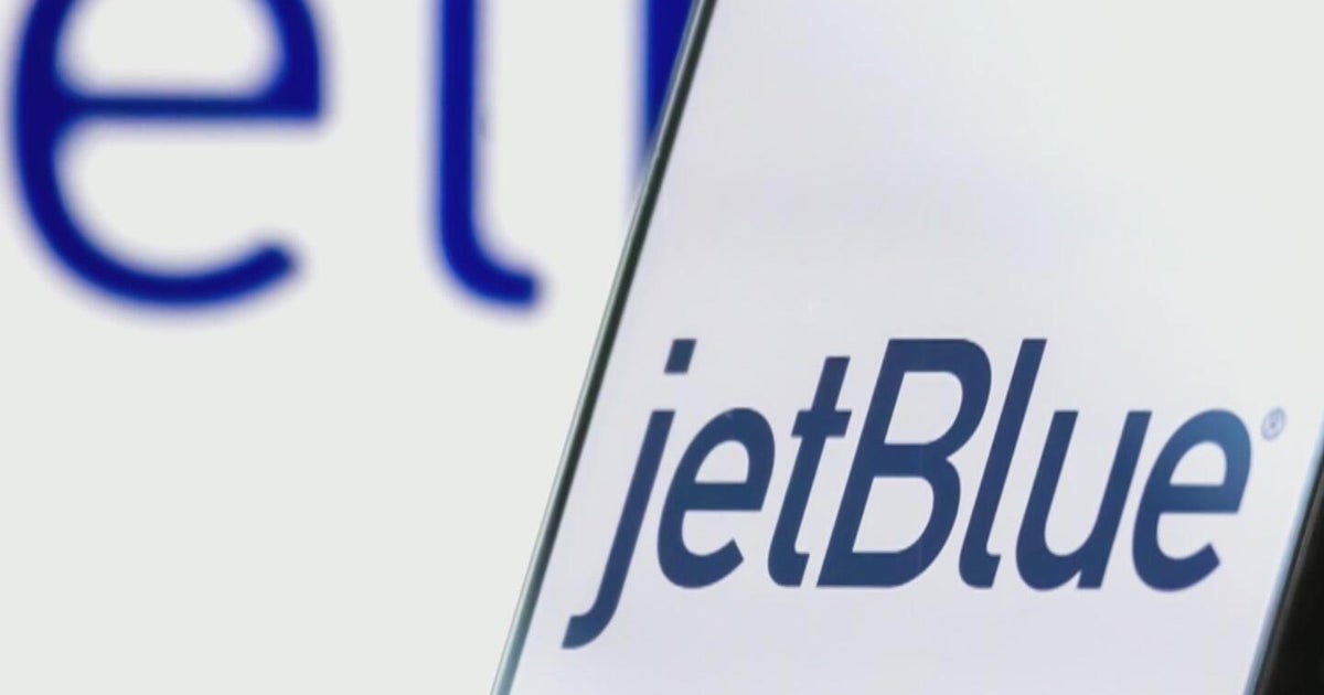 Lawsuit claims JetBlue used customers’ personal data to tailor ticket ...