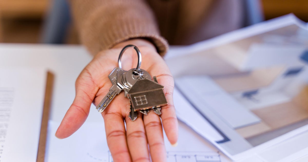 These are the types of homebuyers who should buy this spring, according to experts