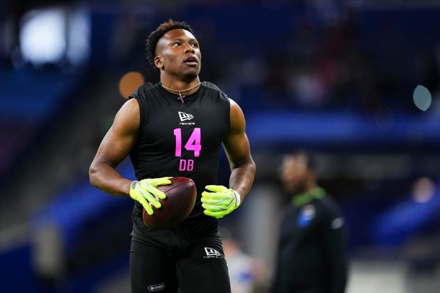 Colton Hood #DB14 of Tennessee participates in a drill during the 2026 NFL Scouting Combine at Lucas Oil Stadium on February 27, 2026 in Indianapolis, Indiana. 