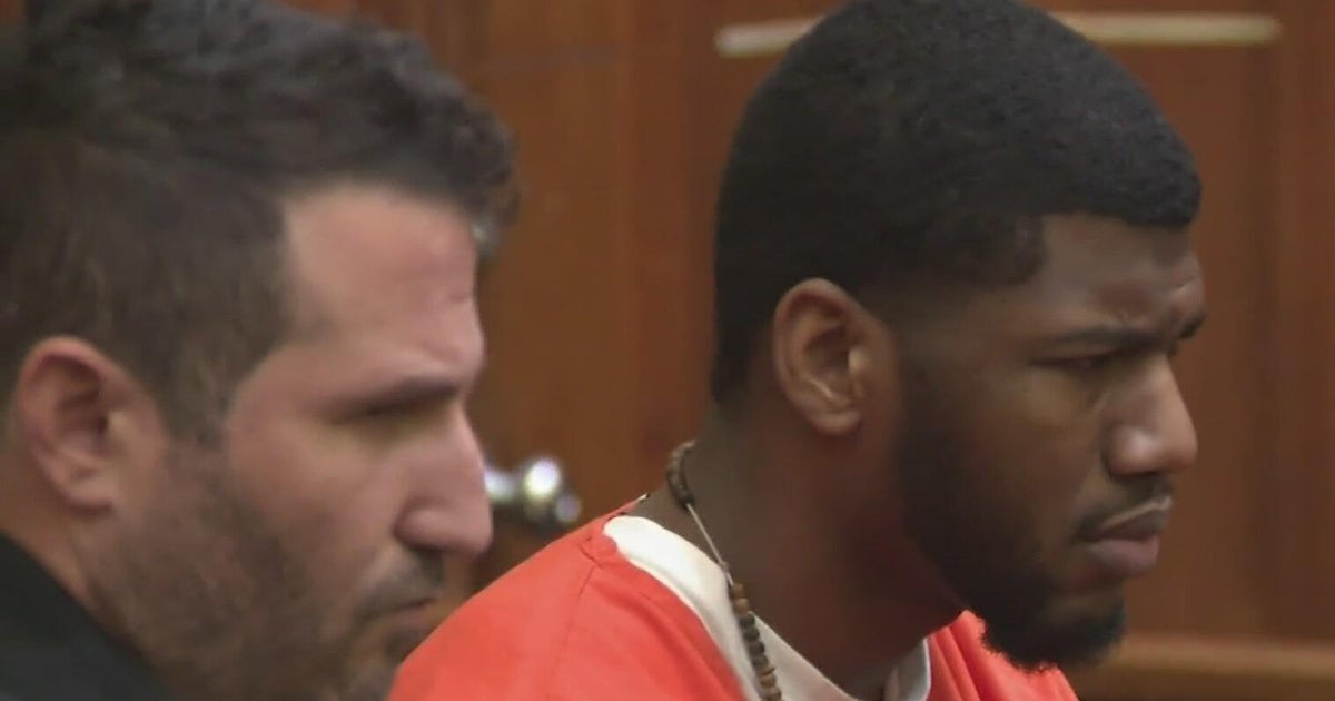 Man sentenced to 15 years for shooting at Miami police officer - CBS Miami