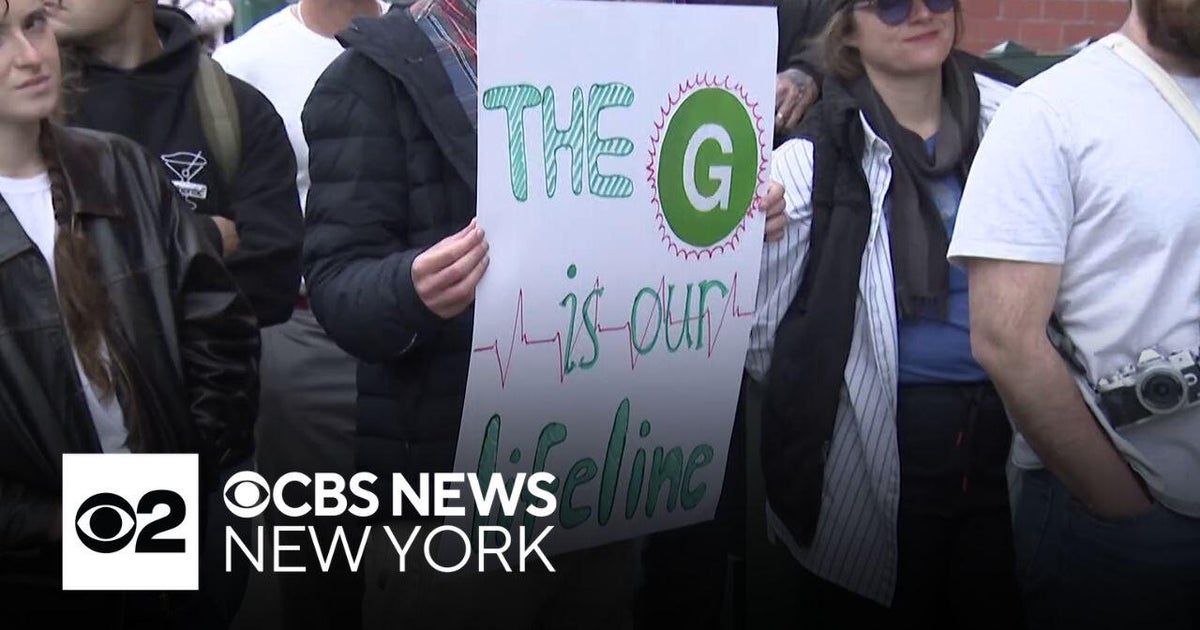 More angst in Greenpoint, Brooklyn, as MTA plans more work on G train ...