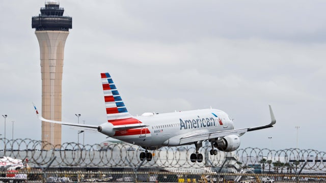 American Airlines Airplanes Landing At Miami International Airport 