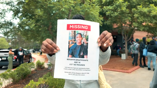 missing-teen-2.png 