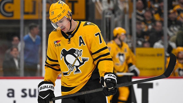 NHL: APR 20 Playoffs First Round Flyers at Penguins 