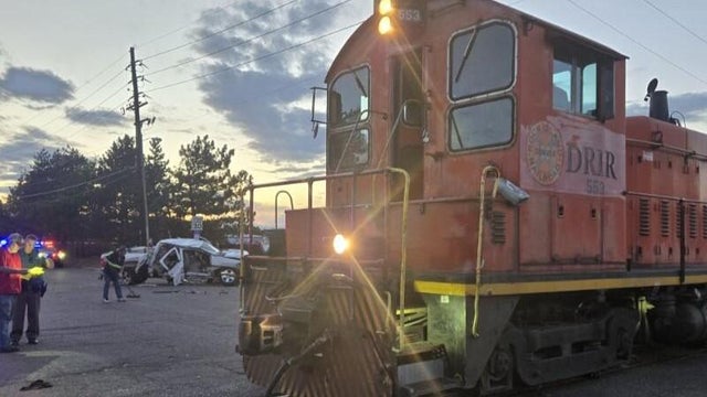 Pickup truck collides with train in Denver, CSP says The Colorado State Patrol is investigating after they say a pickup truck collided with a train on Friday night. 4M ago