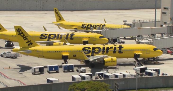 Travelers at BWI Airport stunned after Spirit Airlines shuts down