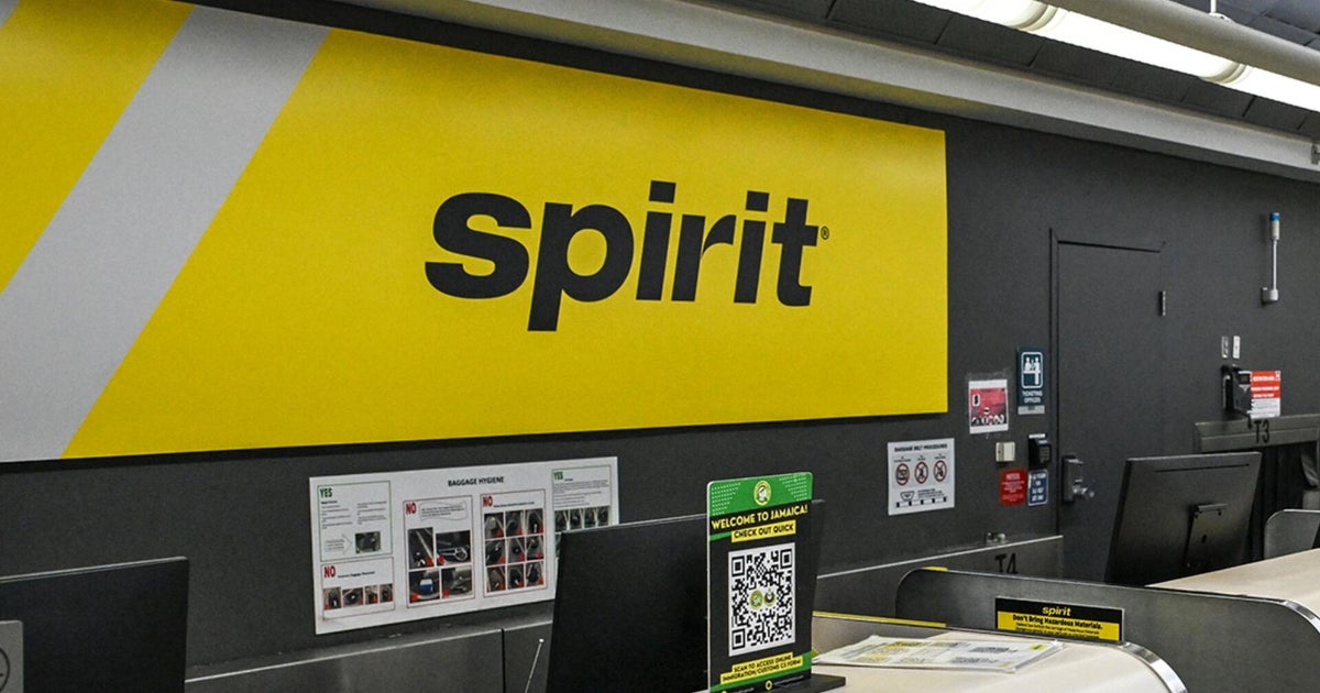 Passengers dealing with fallout from Spirit shutdown; fuel prices plaguing other airlines