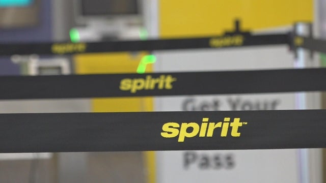 16pkg-mw-spirit-airlines-shutdown-transfer-frame-927.jpg 
