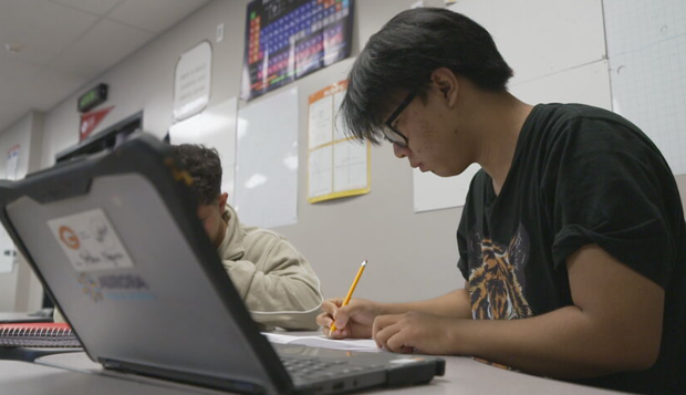 yoshu-in-class.png 