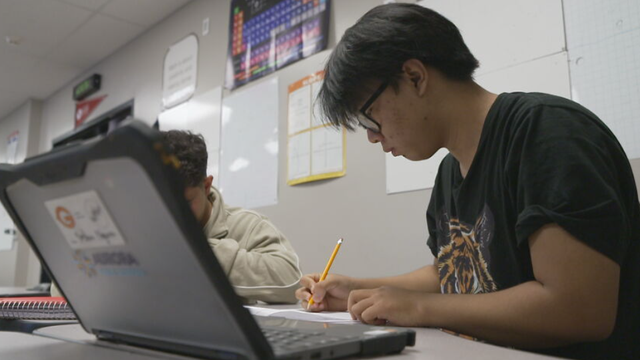 yoshu-in-class.png 