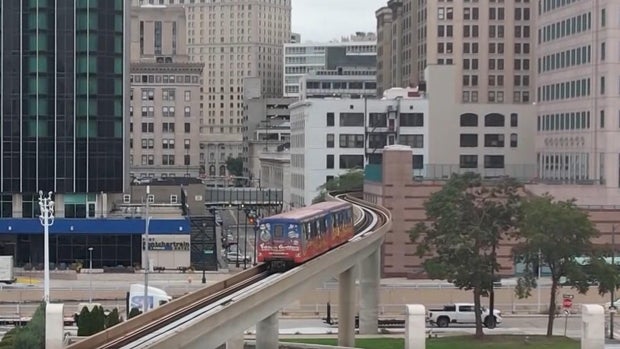 people-mover-file-art.jpg 