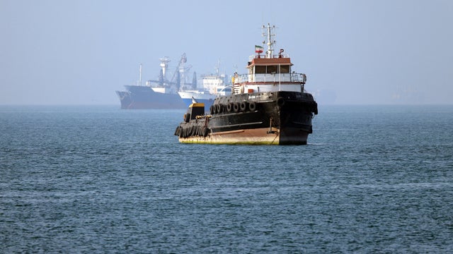 TOPSHOT-IRAN-US-ISRAEL-WAR-TRANSPORT-HORMUZ 