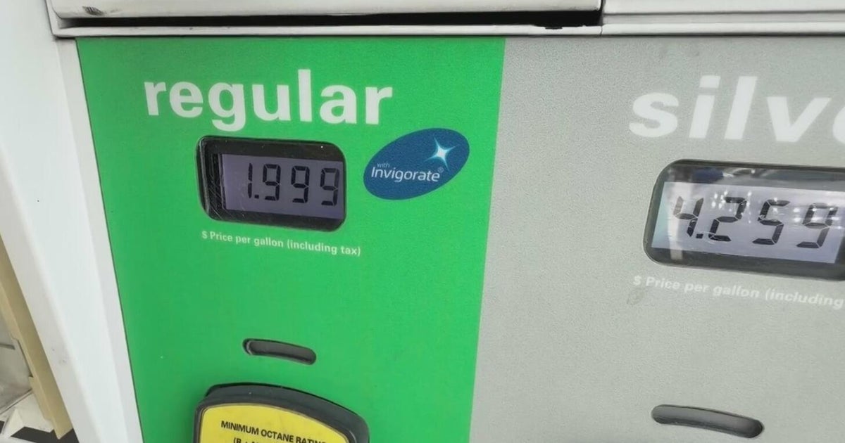 Hialeah drivers take advantage of .99 gas rate event